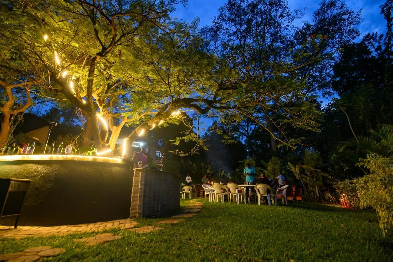 Pangolin Nest Boutique Hotel カンパラ