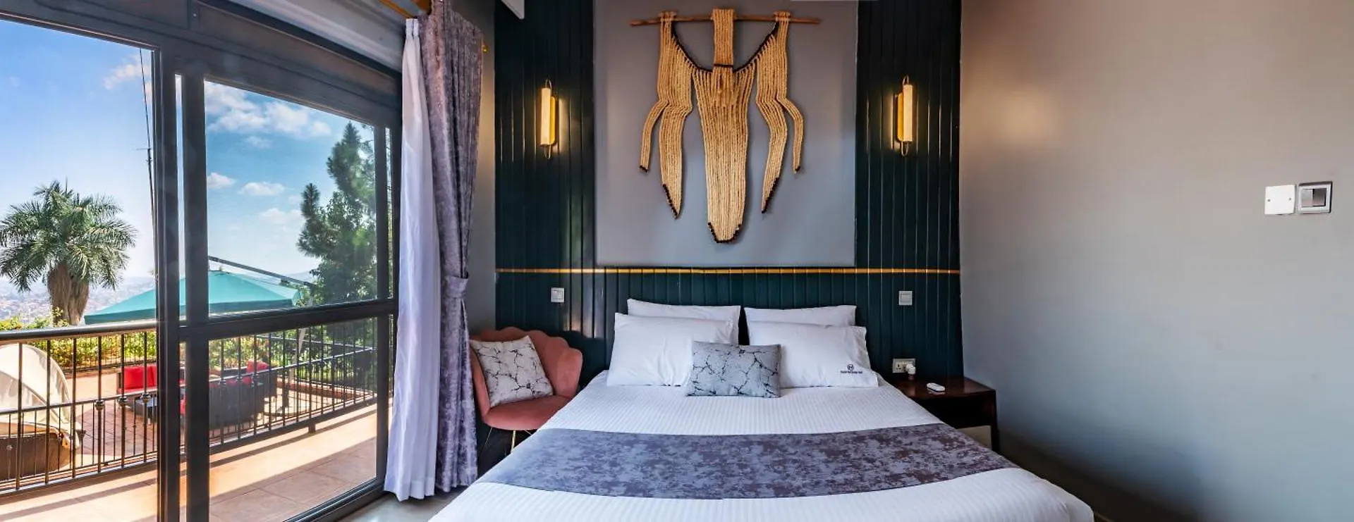 Pangolin Nest Boutique Hotel カンパラ 0*,  ウガンダ